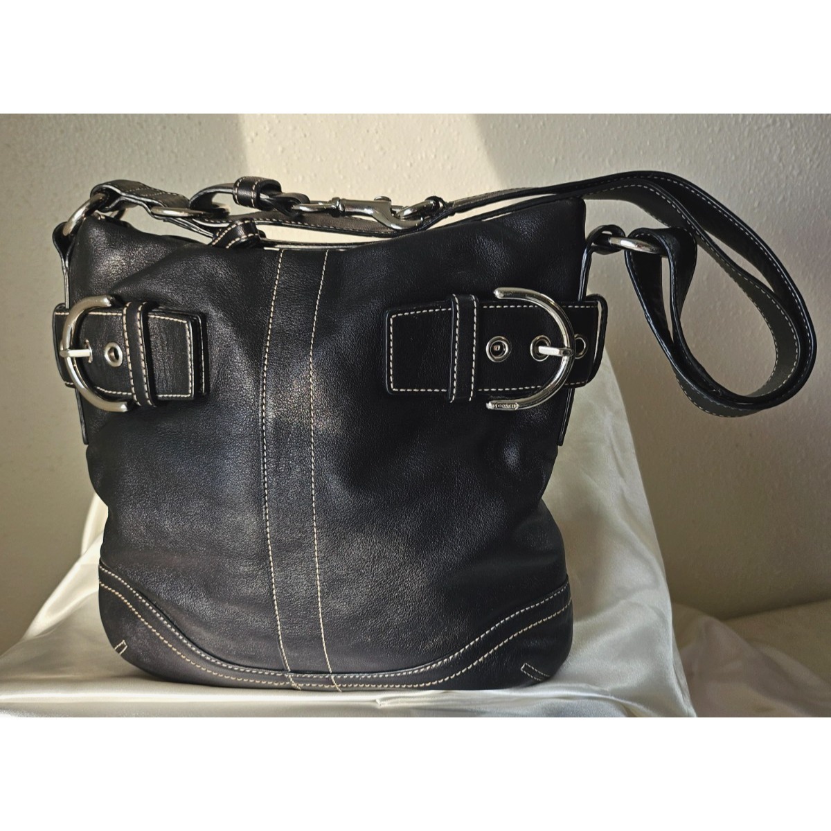 Coach Soho Black Leather Buckle Shoulder Bag Style 1452